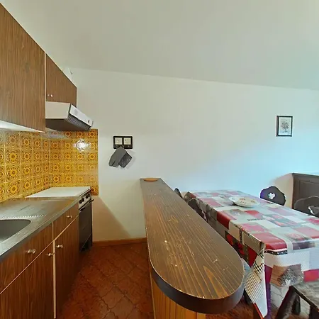 Apartman 4 Couchages, Proche Telecabine, Parking, Animaux Acceptes - Fr-1-241-75